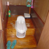 トイレのリフォーム 汲取和式から洋式トイレに改造のサムネイル